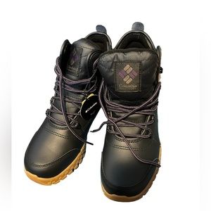 Columbia Fairbanks Rover Boots